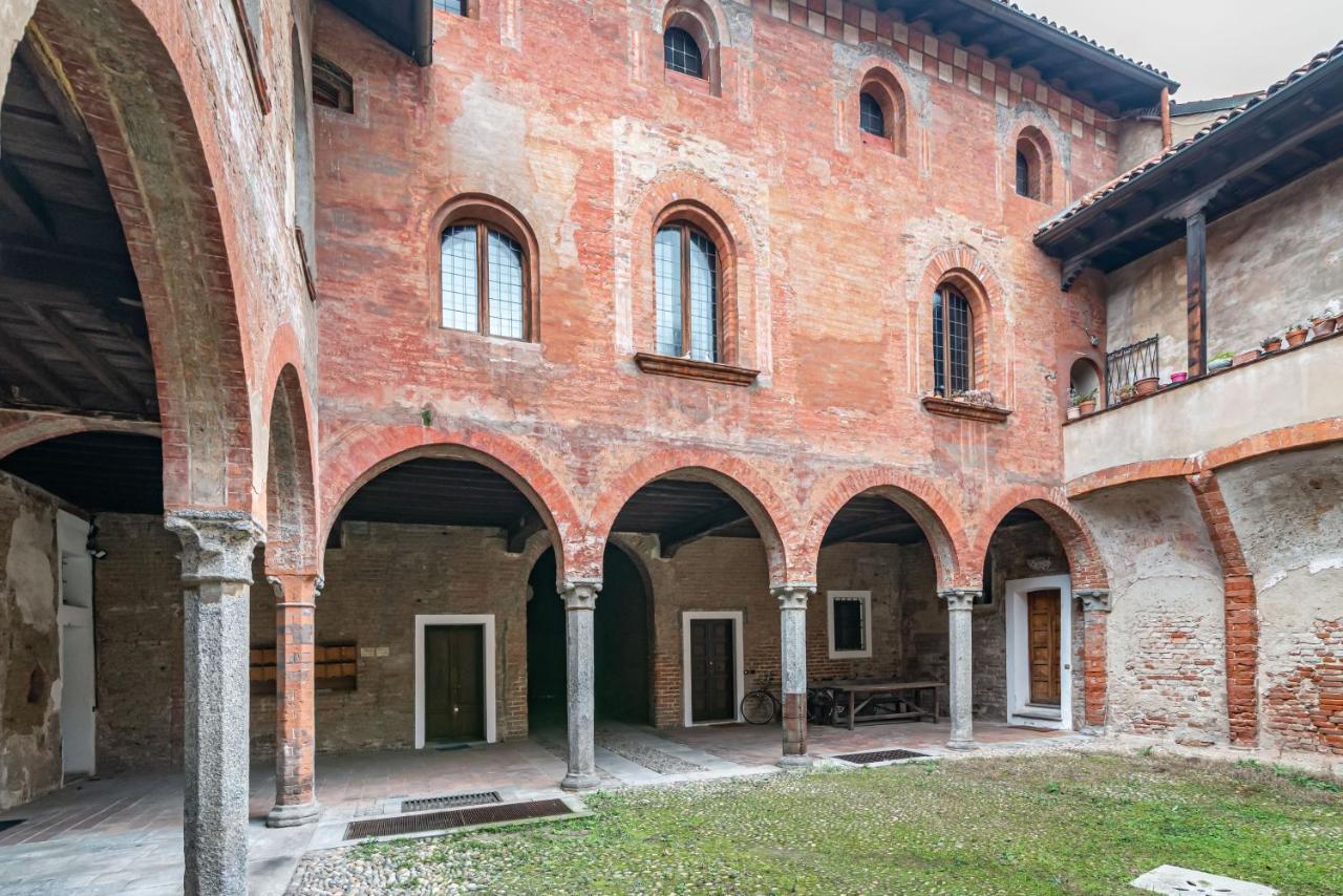 House Of Foscolo - Palazzo Cornazzani - By Host4U Διαμέρισμα Παβία Εξωτερικό φωτογραφία