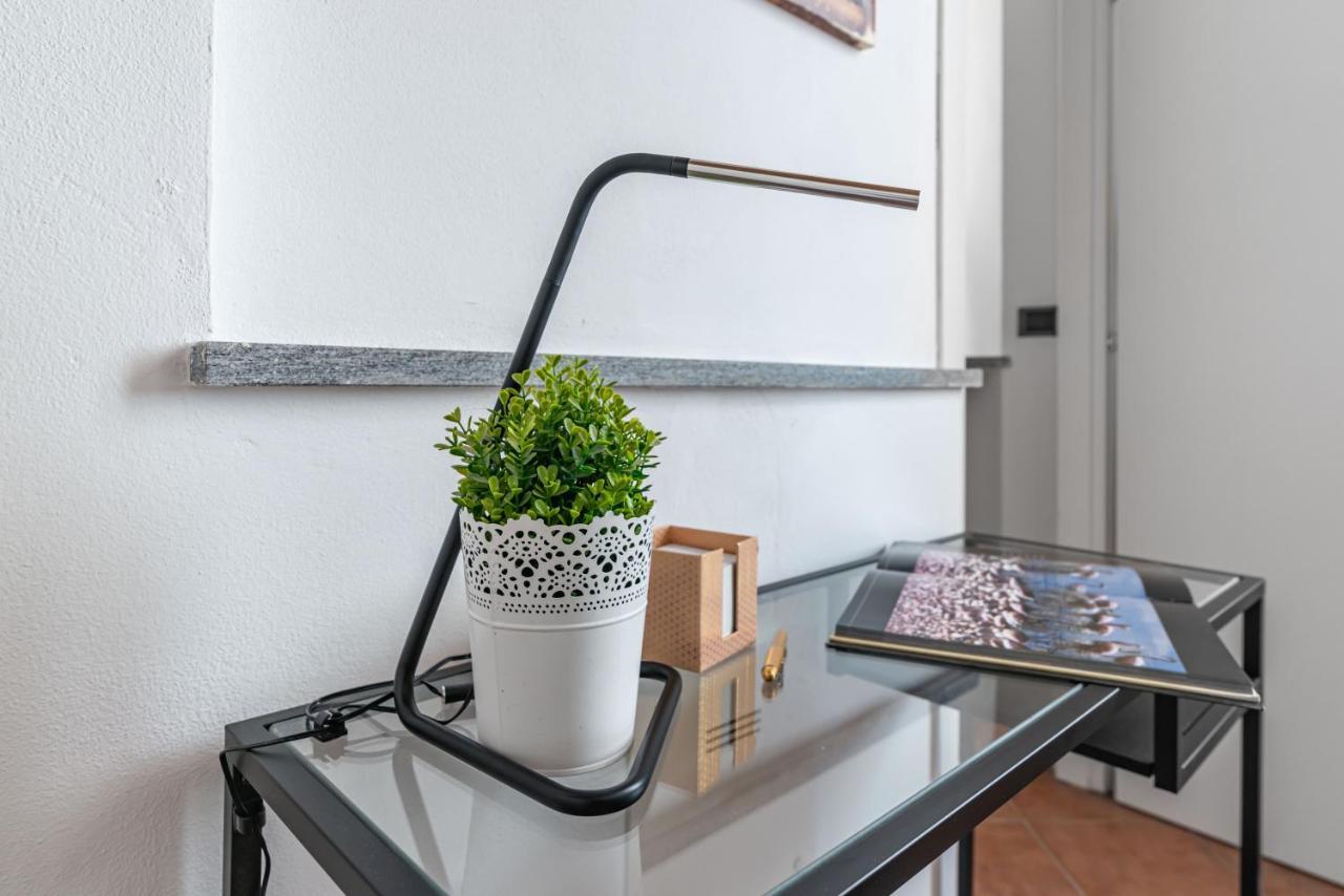 House Of Foscolo - Palazzo Cornazzani - By Host4U Διαμέρισμα Παβία Εξωτερικό φωτογραφία
